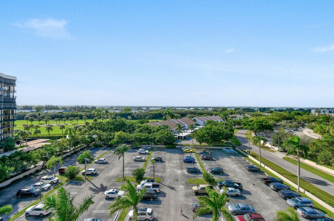 Building Photo - 2425 Presidential Way