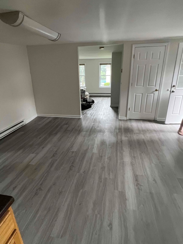 Building Photo - 907 Bantam Rd