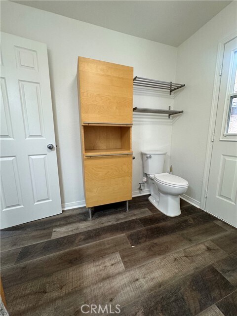 Building Photo - 400 E Patwood Dr