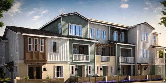 Building Photo - Gorgeous 4 bed/4 bath w/2 car garage in new community w/pool less than 1 mile to the beach!