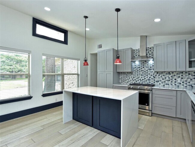 Building Photo - 11800 Tedford St