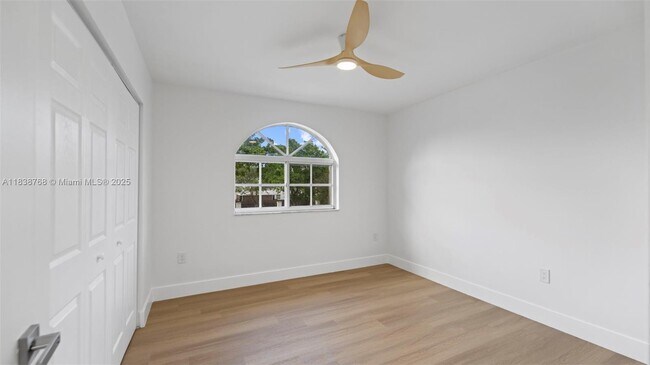 Building Photo - 3518 W 80th St