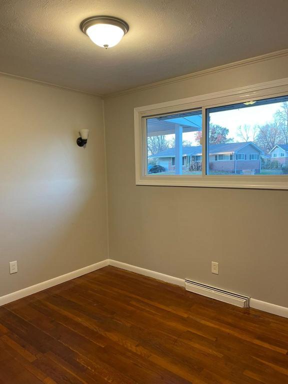 Building Photo - 2212 Collett Dr