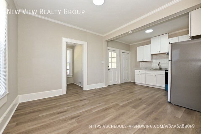 Building Photo - 134 Saluda St