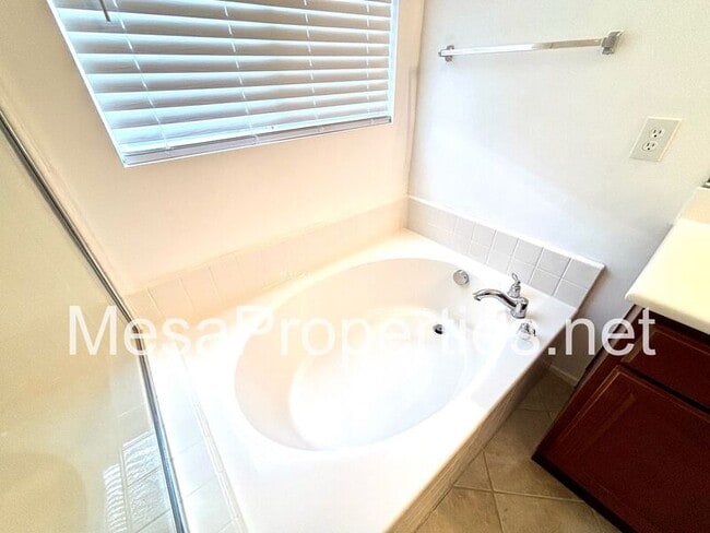 Building Photo - 11677 Ellington St