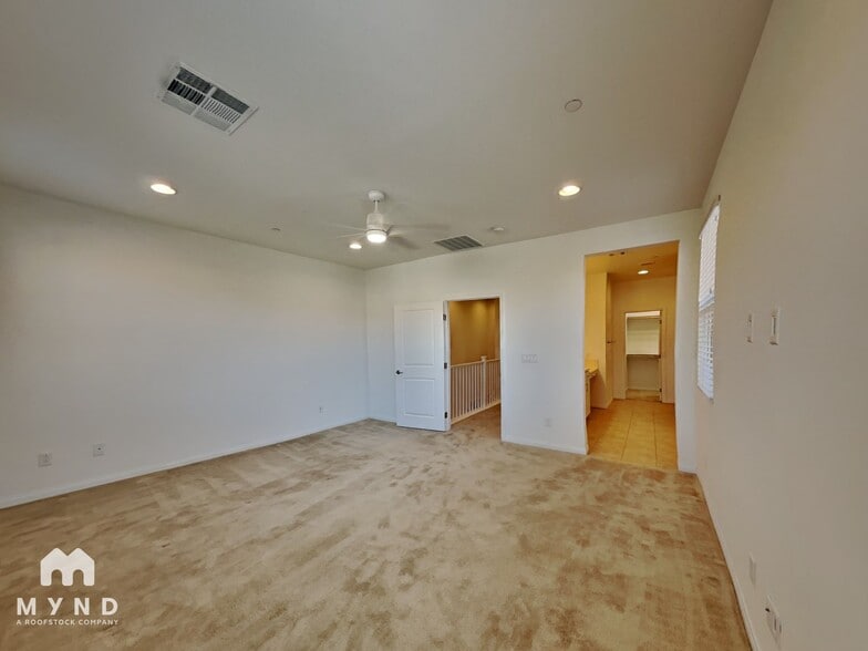 Building Photo - 1041 Via Lombardi