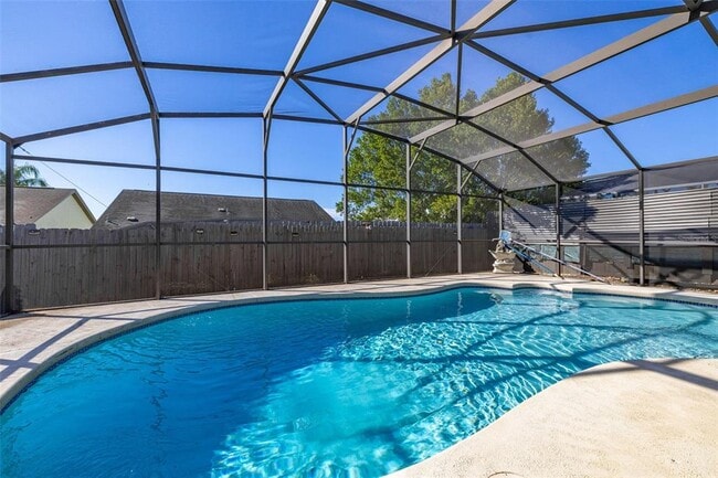 Building Photo - 3045 Bloomsbury Dr