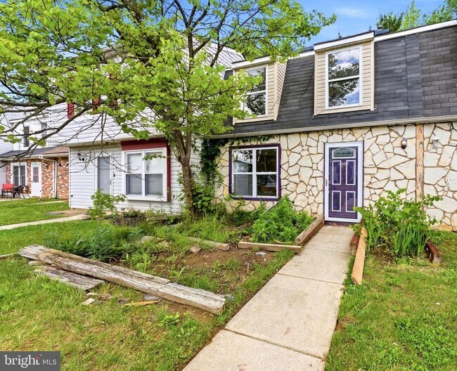 Building Photo - 27 Villanova Ct