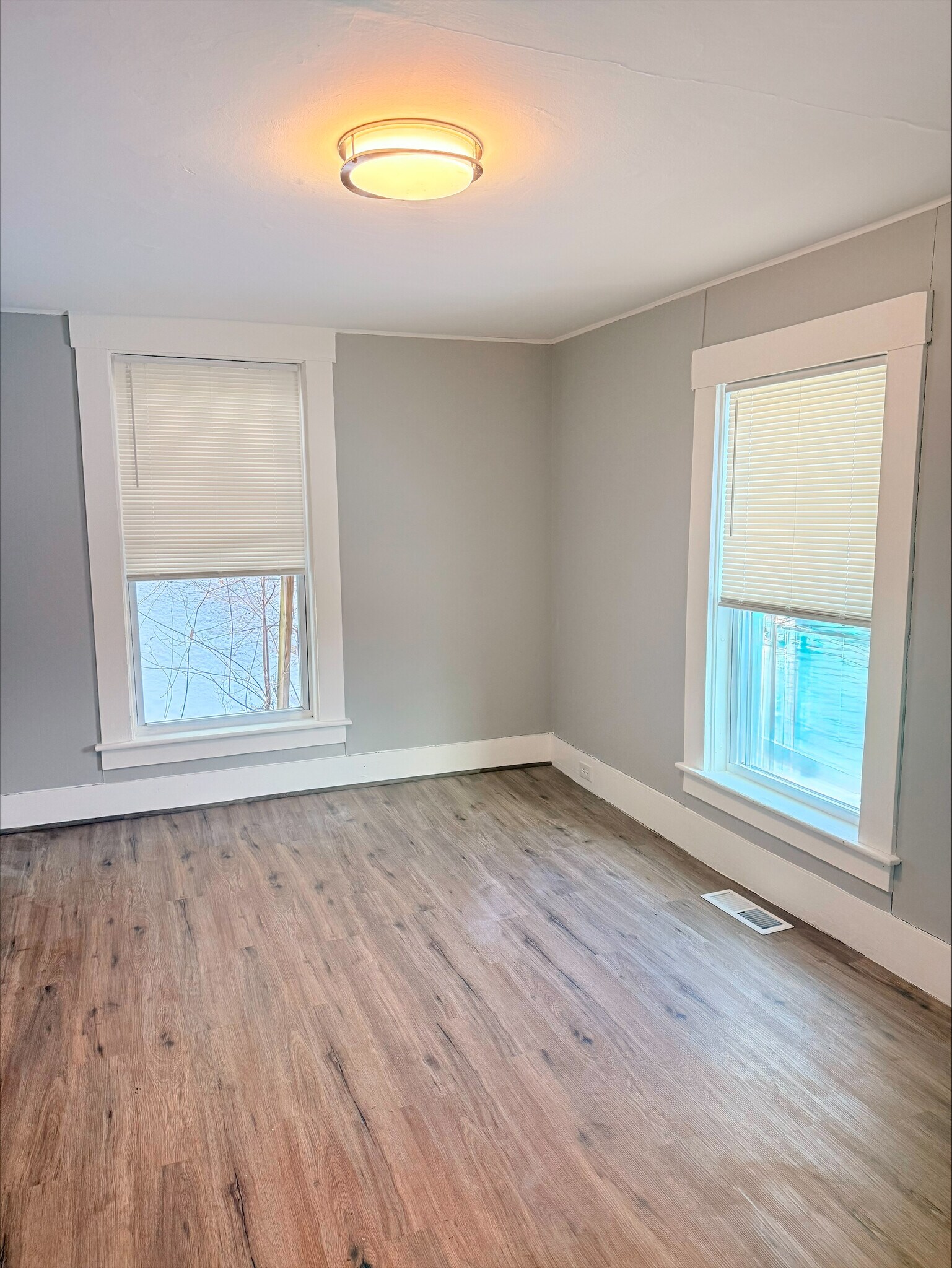 Building Photo - 1 West St