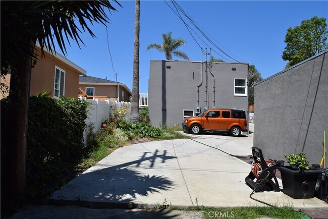 Building Photo - 1120 S Patton Ave