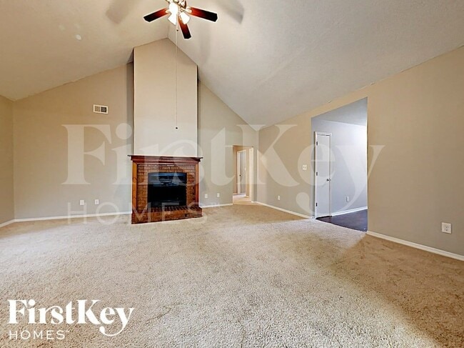 Building Photo - 1199 Paddocks Way