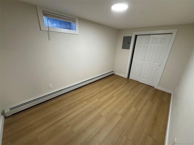 Building Photo - 98 E Market St