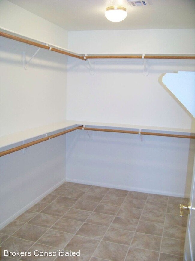 Building Photo - 2 br, 2 bath House - 1372 Harbour Drive