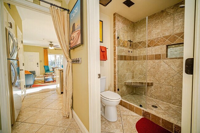 Building Photo - 3404 American Dr