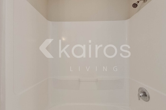 Building Photo - 2825 NW 3rd Pl