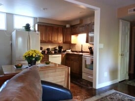 Building Photo - Walnut Cove Apartments