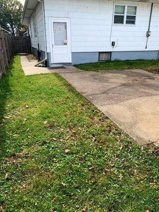 Building Photo - 1130 E Garfield St