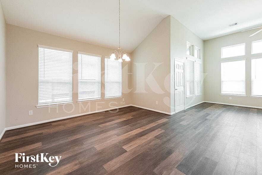 Building Photo - 12524 Jetty Cv