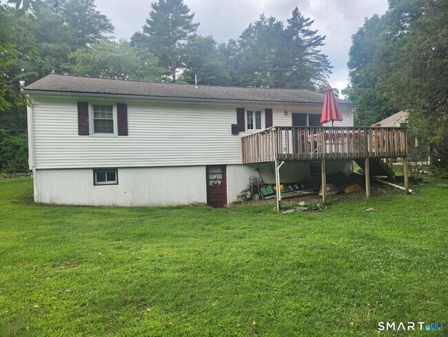 Building Photo - 3 Standish Dr