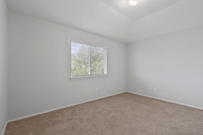Building Photo - 120 Brazos Ln