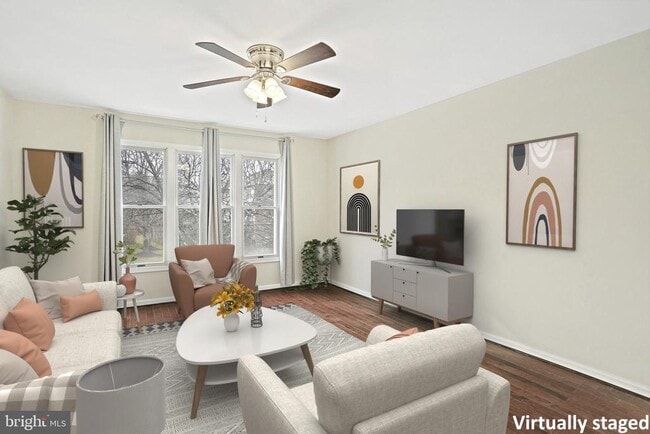 Building Photo - 9216 Burley Ln