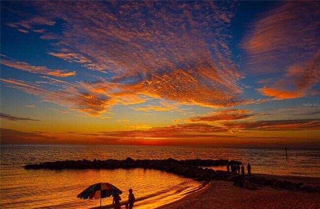 Building Photo - 7000 Beach Plaza