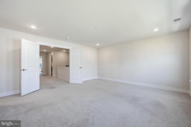 Building Photo - 933 Anvil Ct.