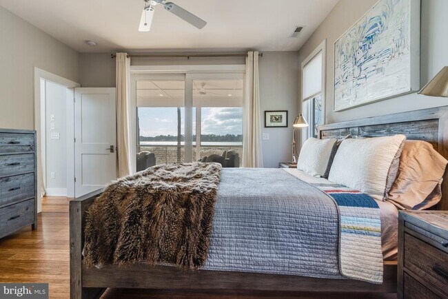 Building Photo - 34903 W Love Dr