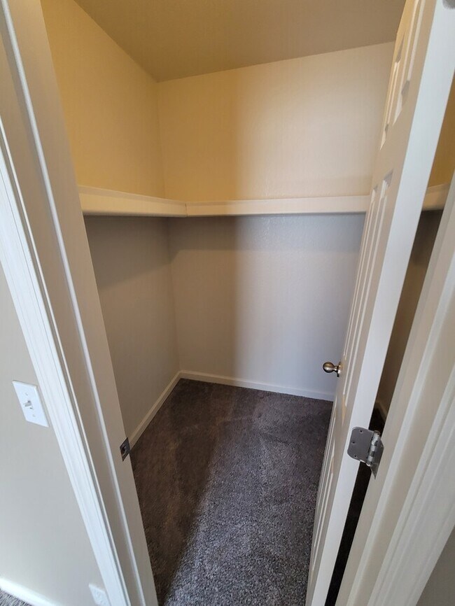 Building Photo - 2/2 Condo for rent near 7th Ave & Camelback