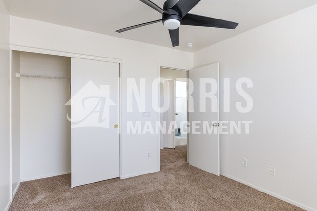 Building Photo - Beautiful Remodeled Home in Florence