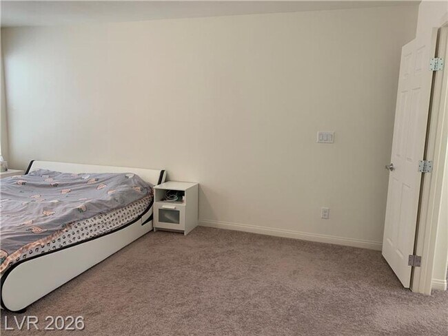 Building Photo - Nearly New! Stunning 5-Bedroom Home with Modern Features