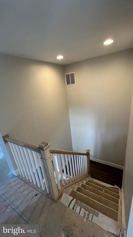 Building Photo - 116 Isabella Dr