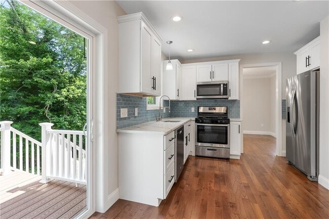 Building Photo - 8 SeaBreeze Ter