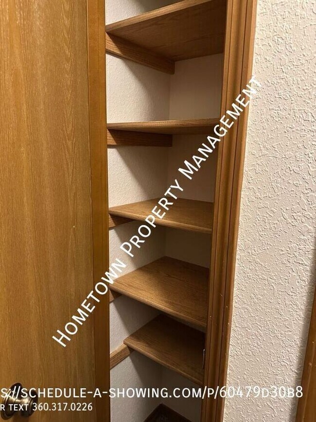 Building Photo - 8526 Oxford Ave SE