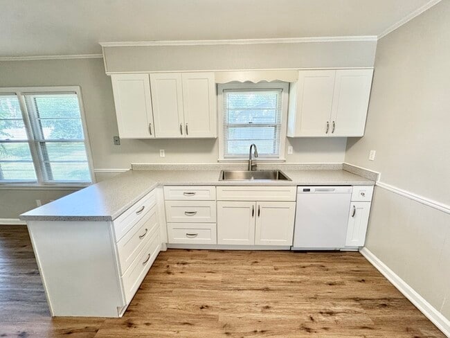 Building Photo - 3078 Chaucer Ln