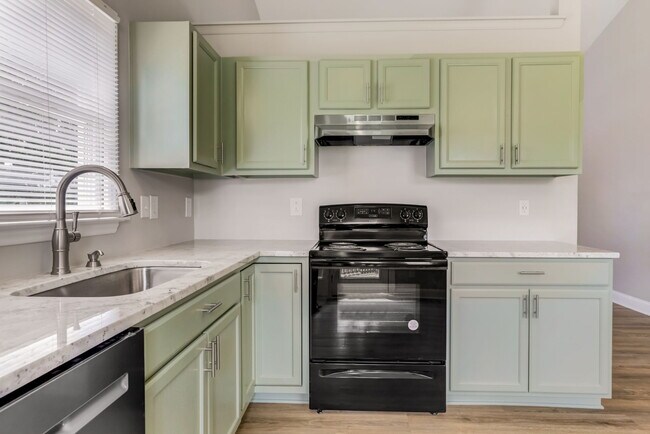 Kitchen - 4112 Cobble Ct