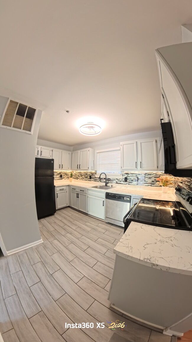 Building Photo - 818 Rachel Ct