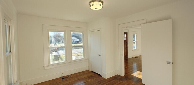Building Photo - LEASE ONLY - 2219 Lyndon Ave.
