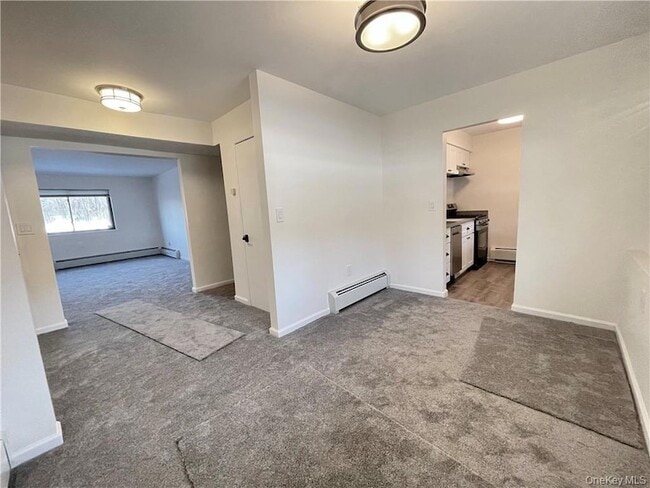 Building Photo - 27 Tanager Rd