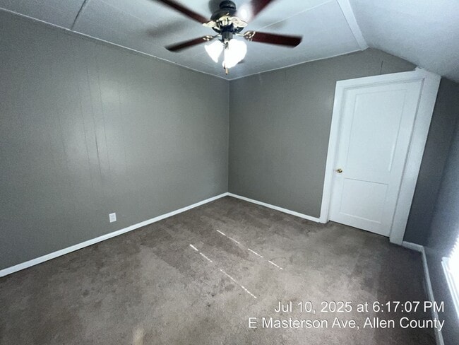 Building Photo - 512 E Masterson Ave