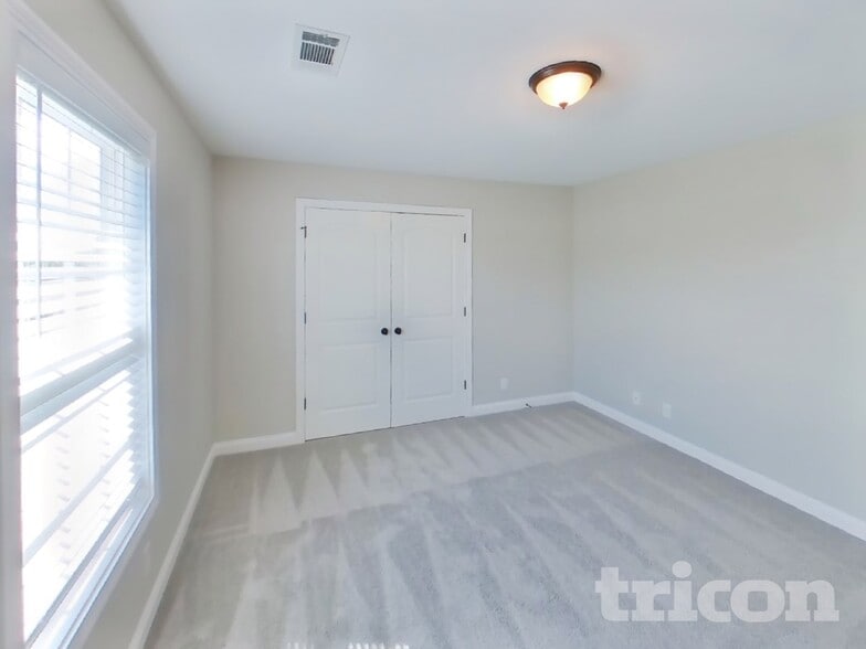 Building Photo - 317 Abeline Dr