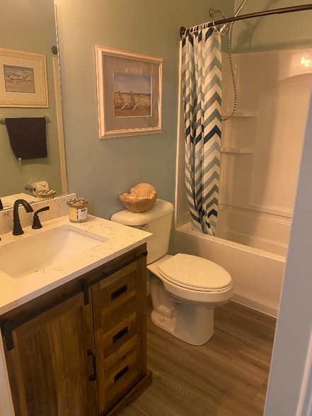 Building Photo - 9366 Lago Mar Ct