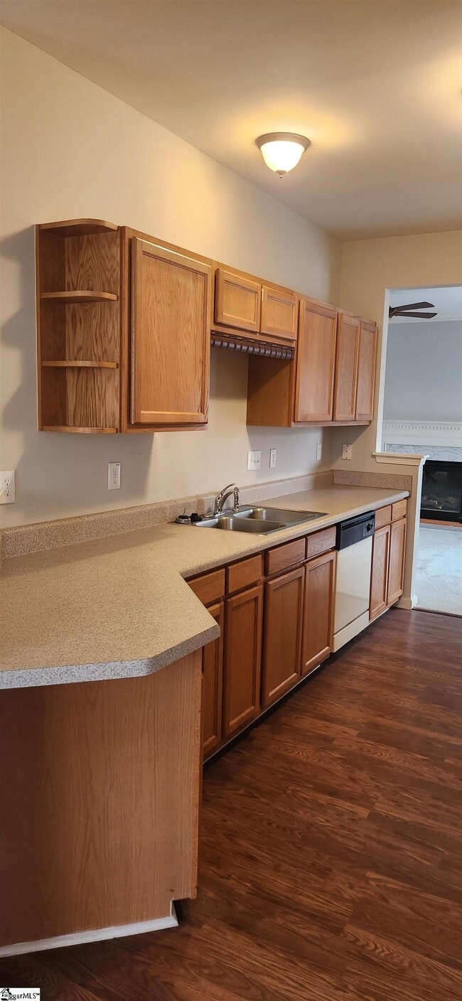 Building Photo - 32 Spring Crossing Cir