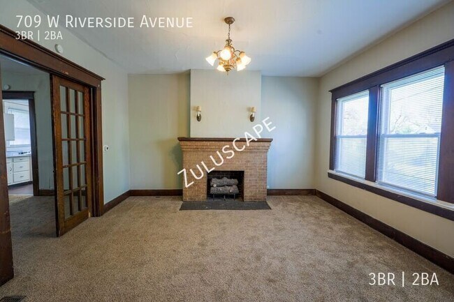Building Photo - 709 W Riverside Ave