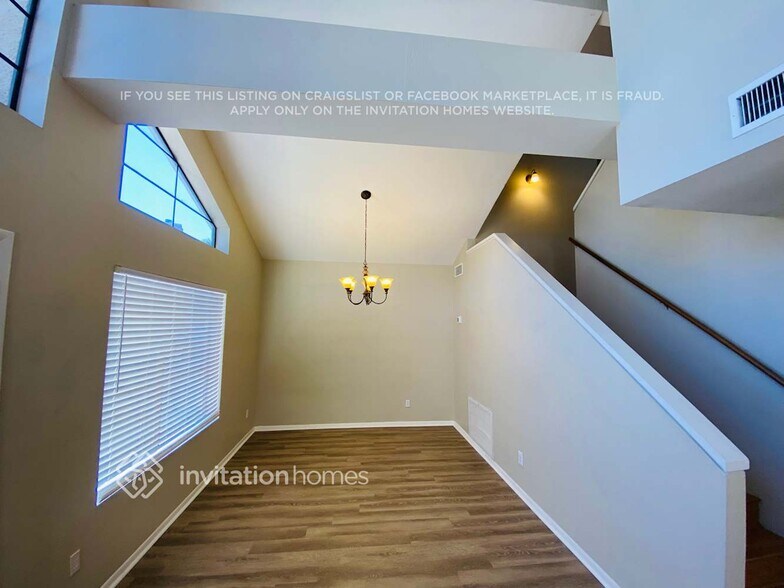 Building Photo - 42 W Hancock Ave