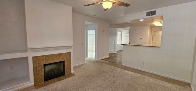 Building Photo - TANAMERA CONDOMINIUMS 1 bed 1 bath 1 car g...