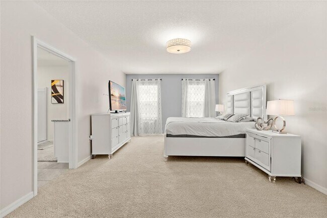 Building Photo - 747 Lazio Cir