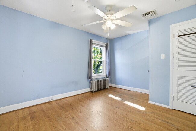 Building Photo - 4BR / 2BA House Near ODU