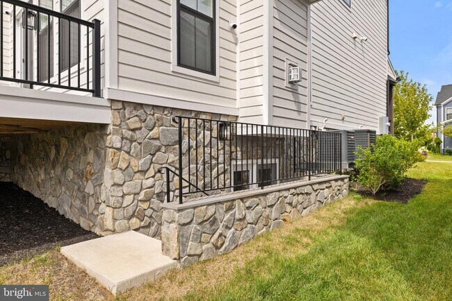 Building Photo - 23747 Alton Rdg Pl