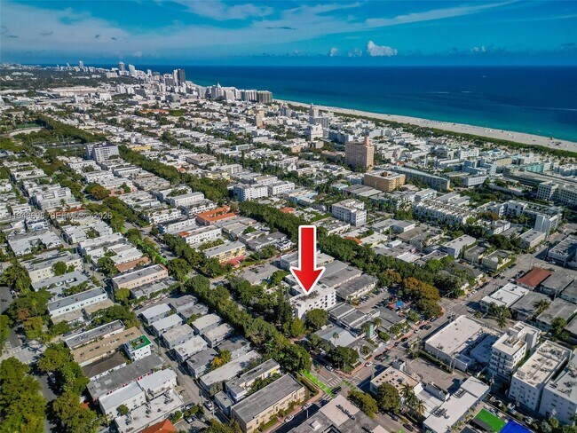 Building Photo - 631 Jefferson Ave